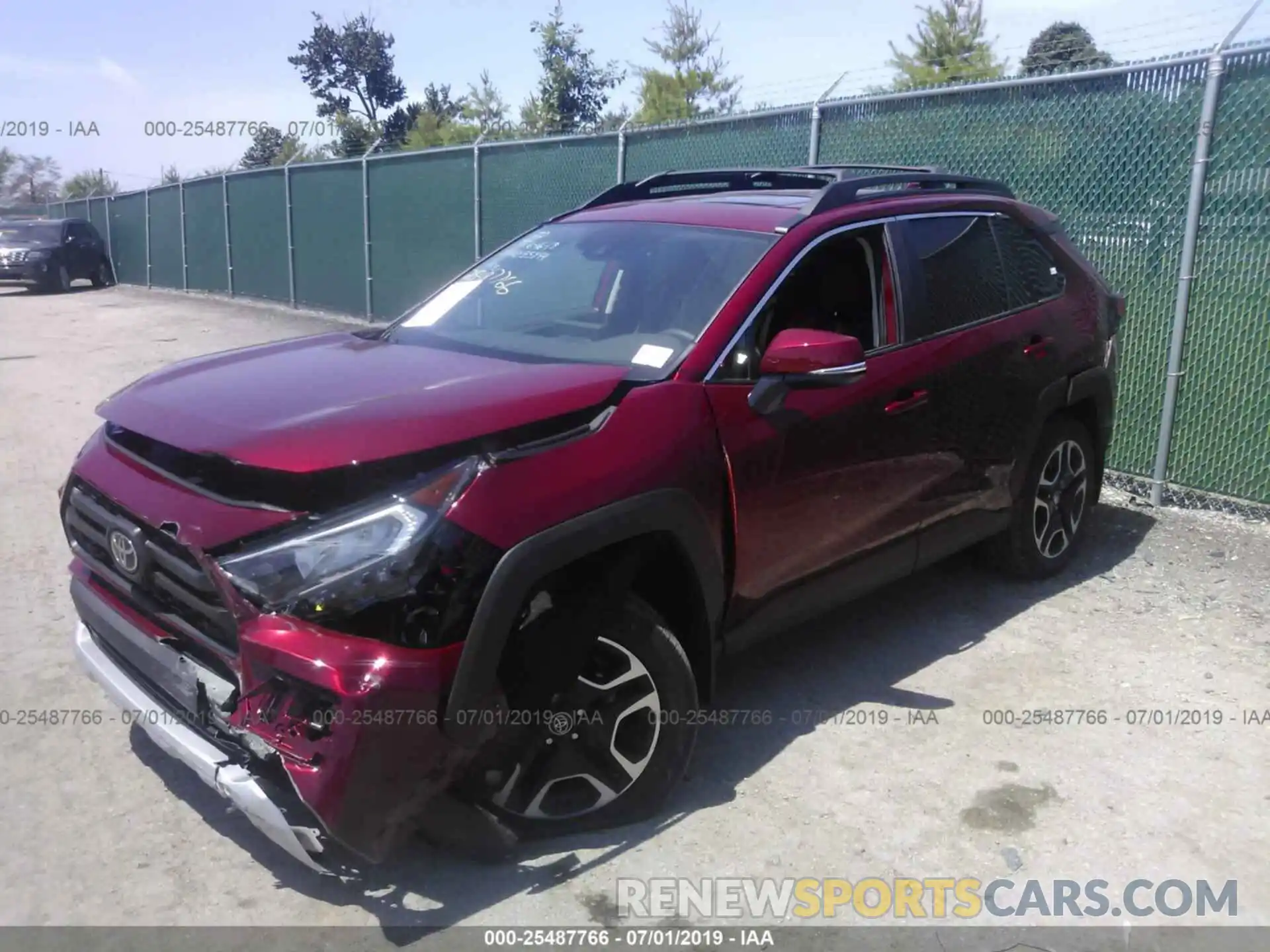 2 Фотография поврежденного автомобиля 2T3J1RFV0KW055944 TOYOTA RAV4 2019