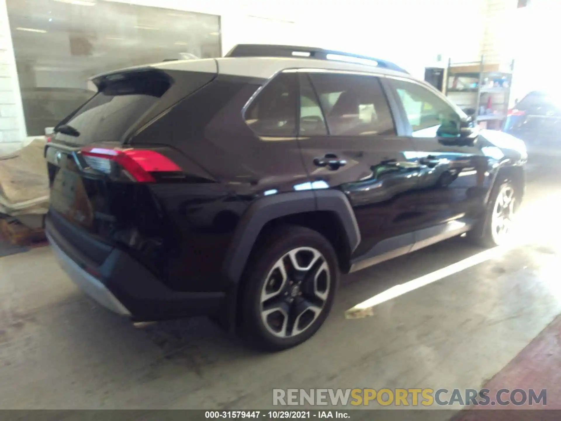 4 Photograph of a damaged car 2T3J1RFV1KC009525 TOYOTA RAV4 2019