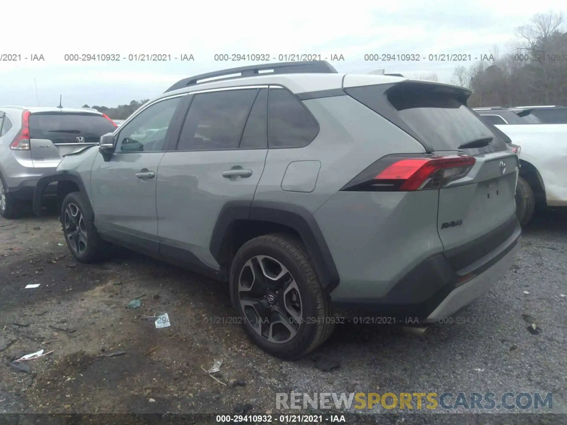 3 Photograph of a damaged car 2T3J1RFV1KC026261 TOYOTA RAV4 2019