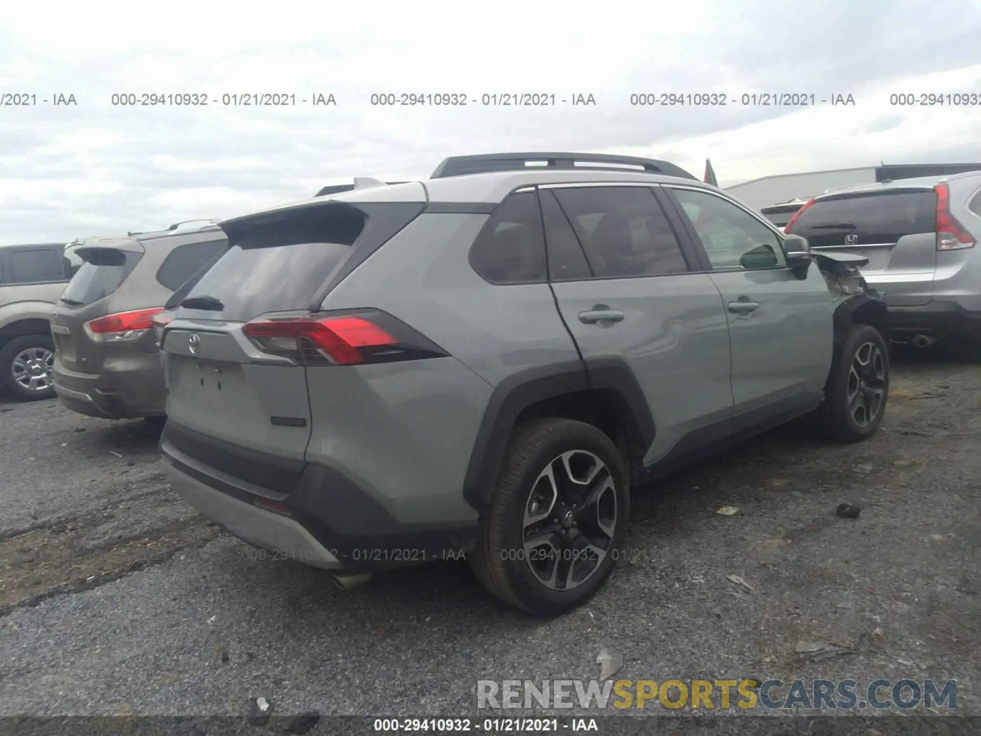 4 Фотография поврежденного автомобиля 2T3J1RFV1KC026261 TOYOTA RAV4 2019