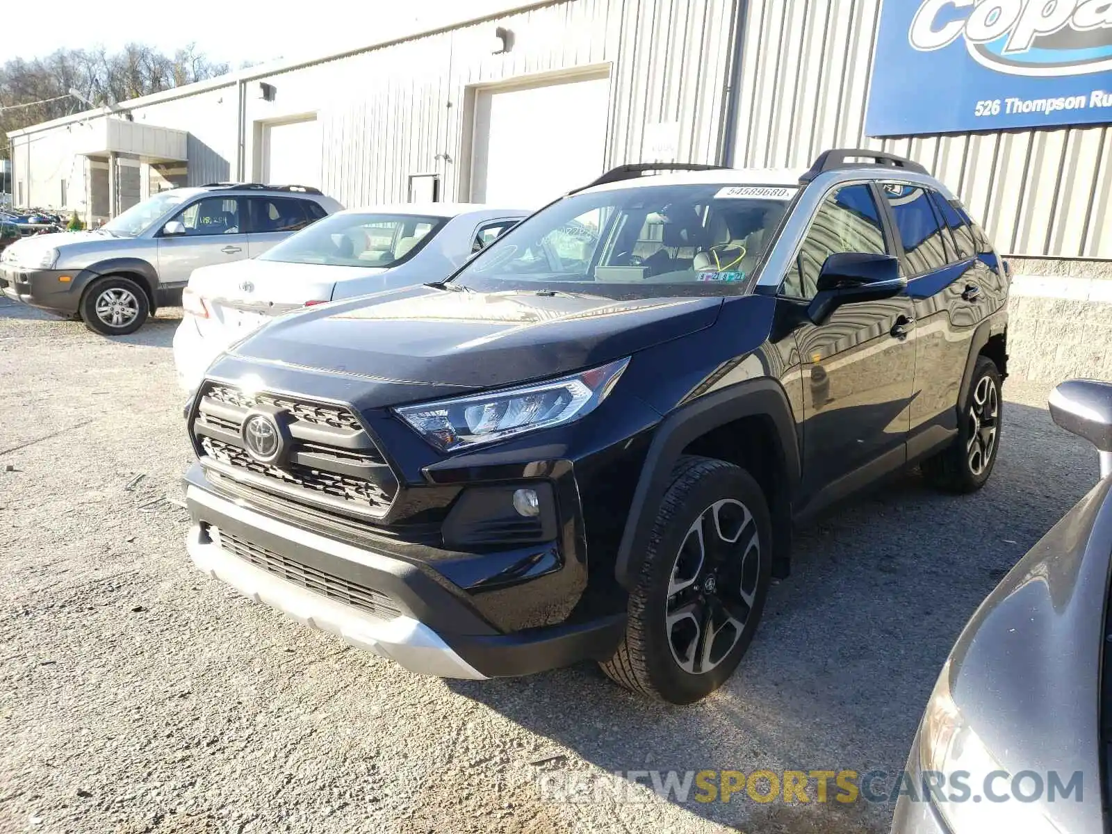 2 Фотография поврежденного автомобиля 2T3J1RFV1KC027944 TOYOTA RAV4 2019