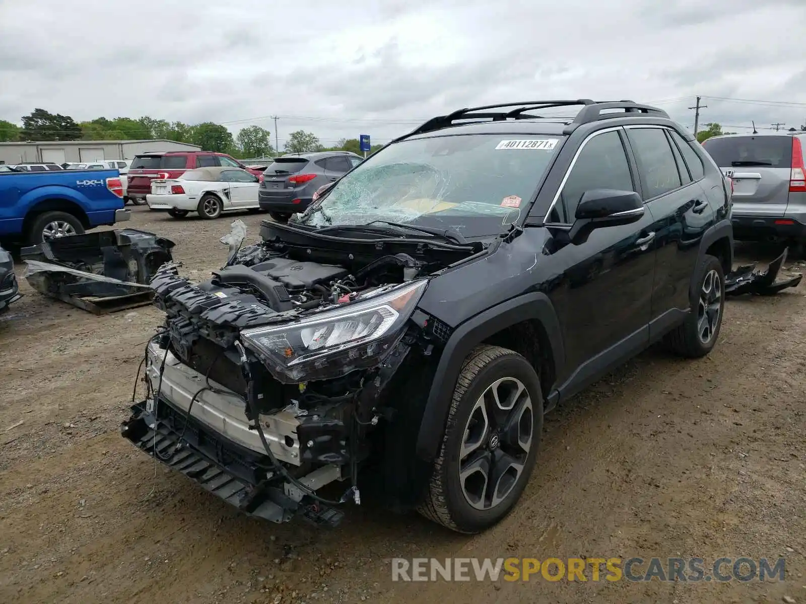 2 Фотография поврежденного автомобиля 2T3J1RFV1KW005120 TOYOTA RAV4 2019