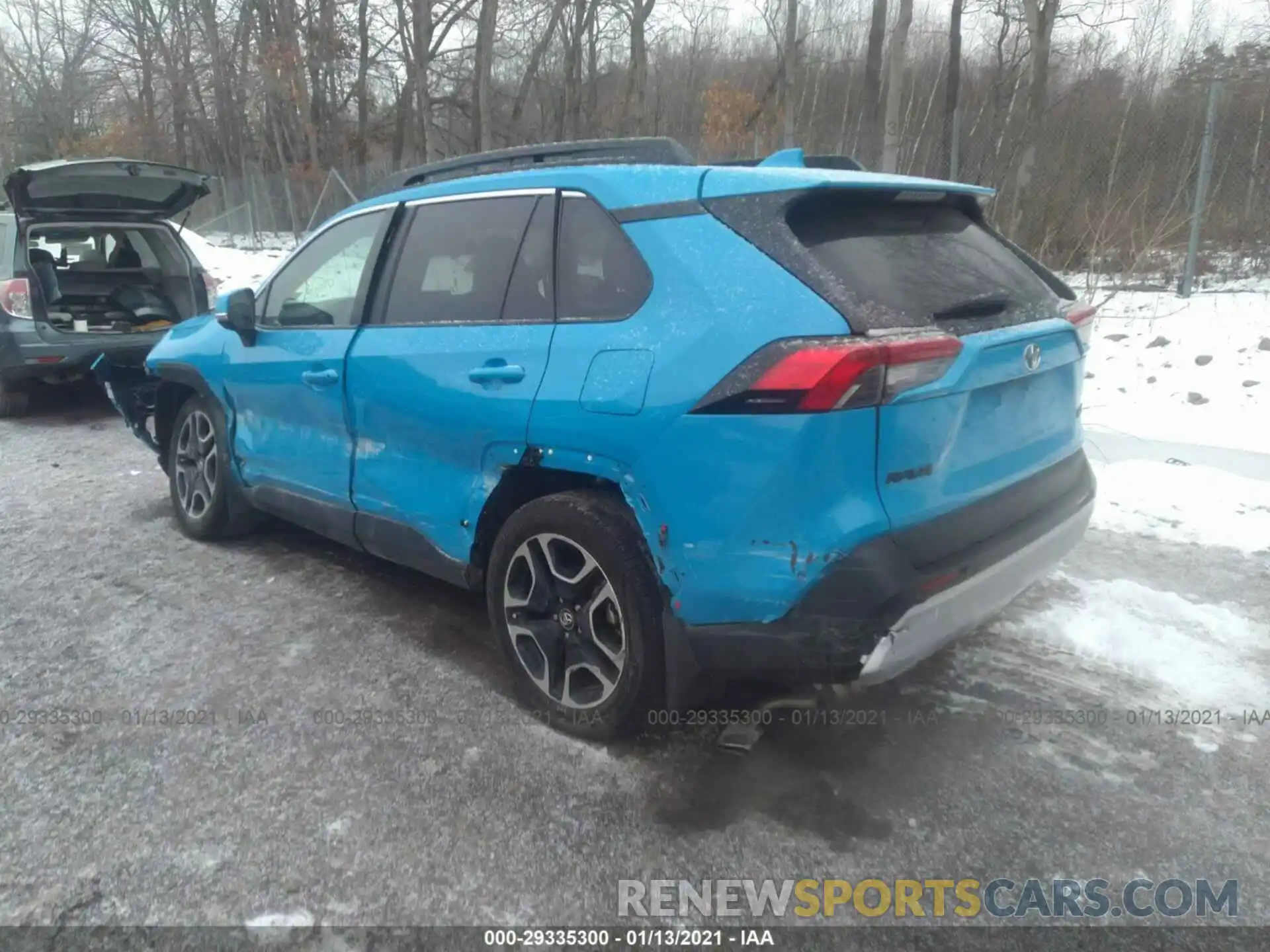 3 Photograph of a damaged car 2T3J1RFV1KW006669 TOYOTA RAV4 2019