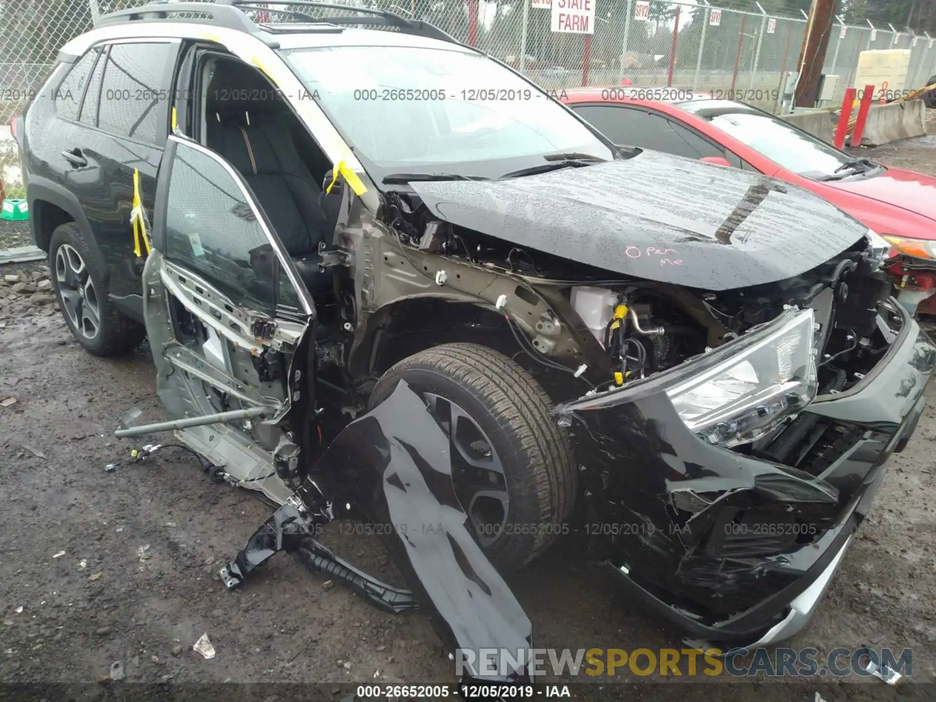 1 Photograph of a damaged car 2T3J1RFV1KW008499 TOYOTA RAV4 2019