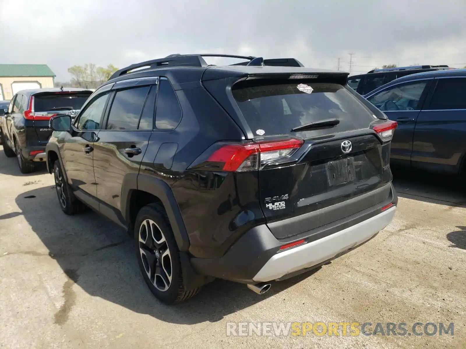 3 Photograph of a damaged car 2T3J1RFV1KW014559 TOYOTA RAV4 2019