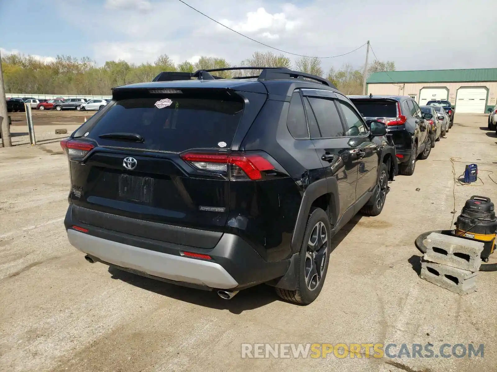 4 Photograph of a damaged car 2T3J1RFV1KW014559 TOYOTA RAV4 2019