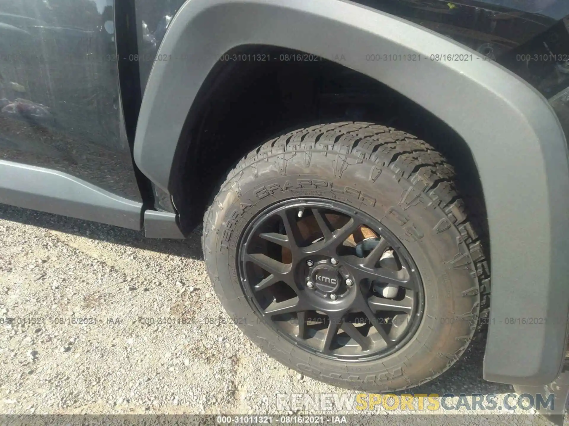 15 Photograph of a damaged car 2T3J1RFV1KW021687 TOYOTA RAV4 2019