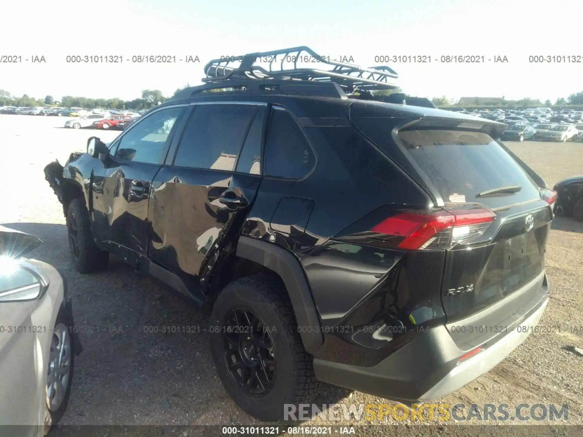 3 Фотография поврежденного автомобиля 2T3J1RFV1KW021687 TOYOTA RAV4 2019