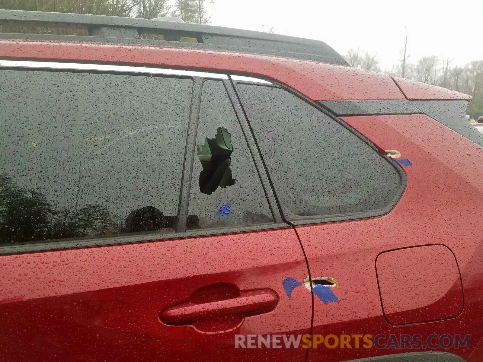 9 Photograph of a damaged car 2T3J1RFV1KW034830 TOYOTA RAV4 2019