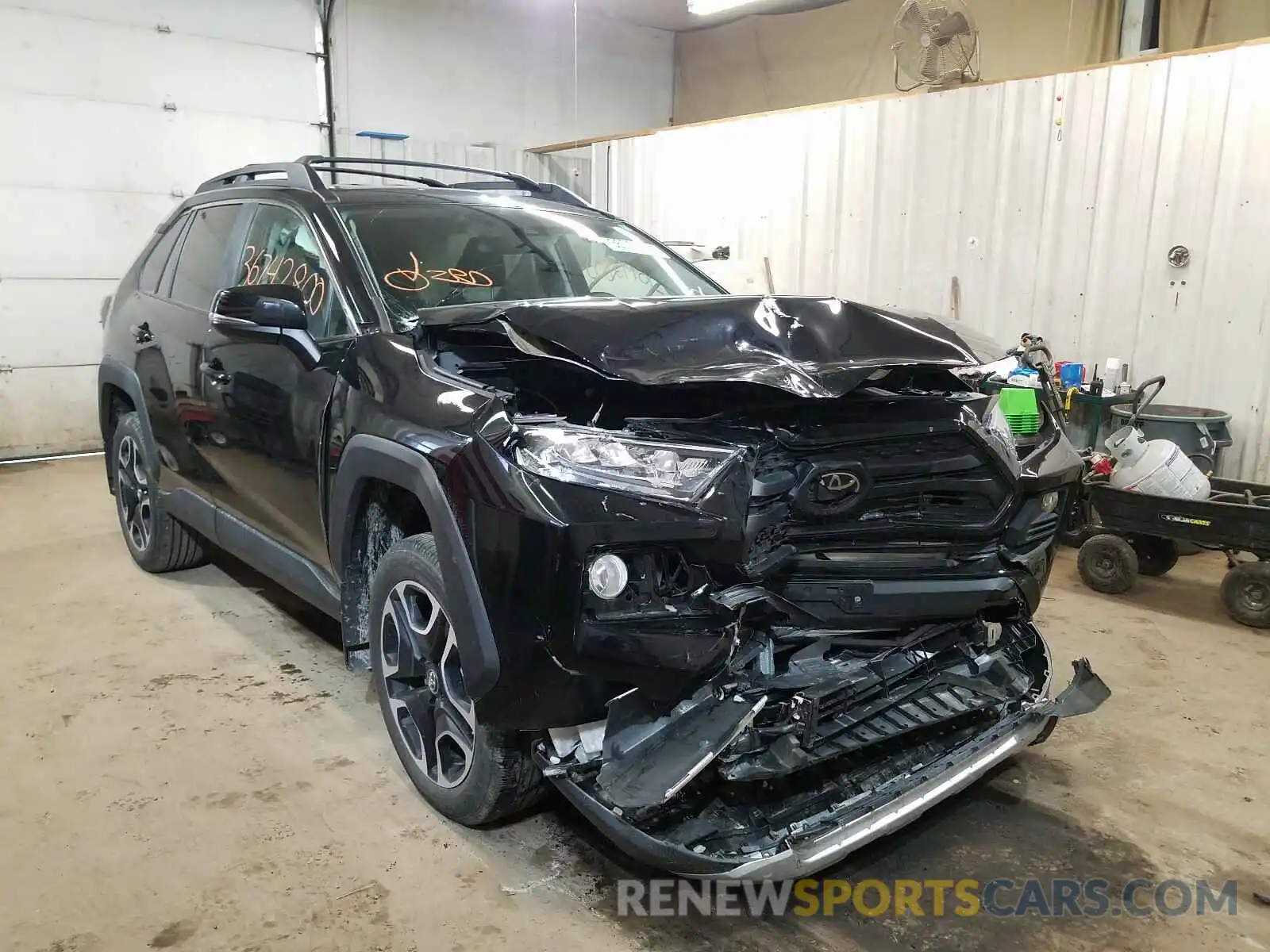 1 Photograph of a damaged car 2T3J1RFV2KC024714 TOYOTA RAV4 2019