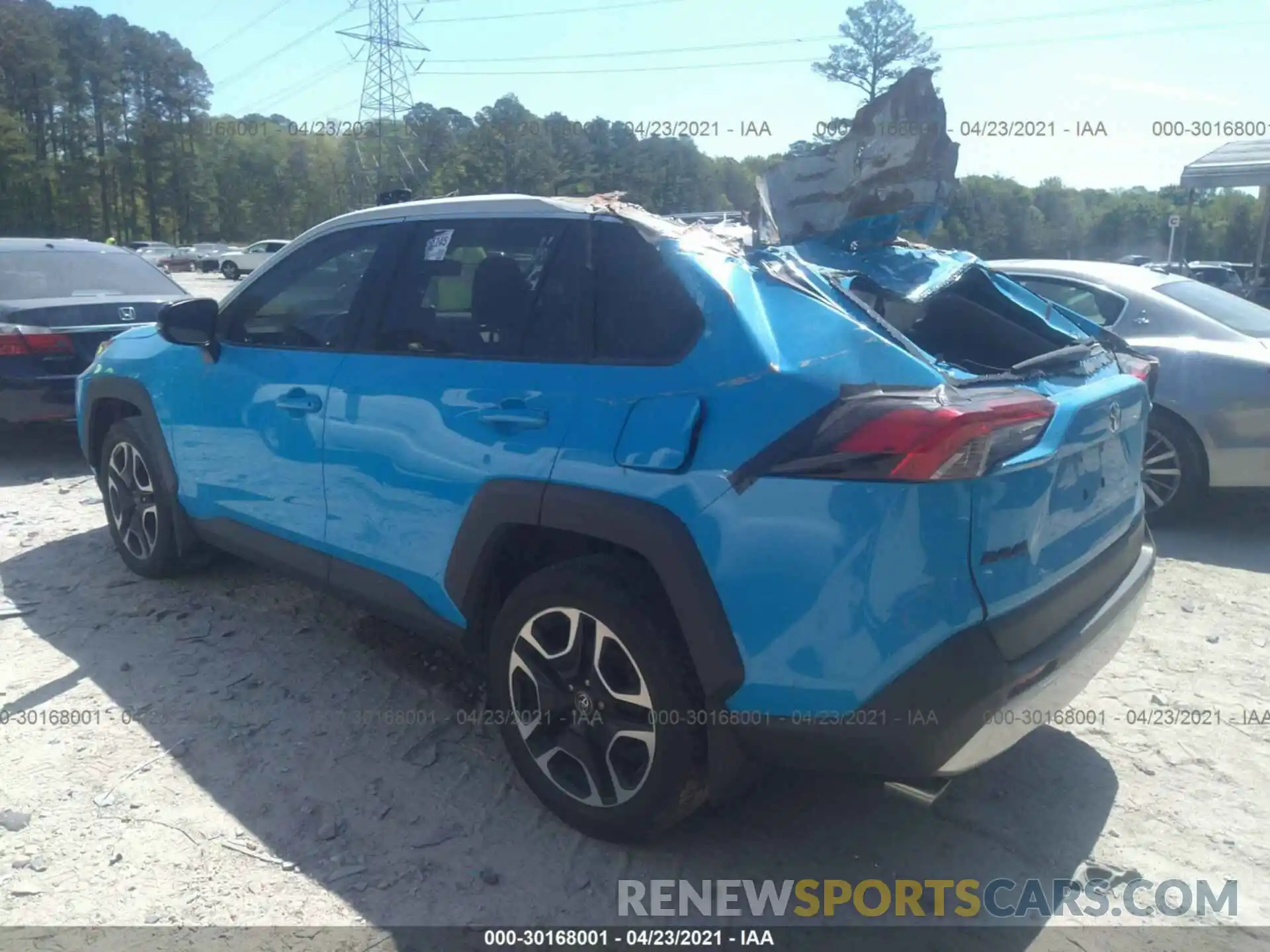 3 Photograph of a damaged car 2T3J1RFV2KW001836 TOYOTA RAV4 2019