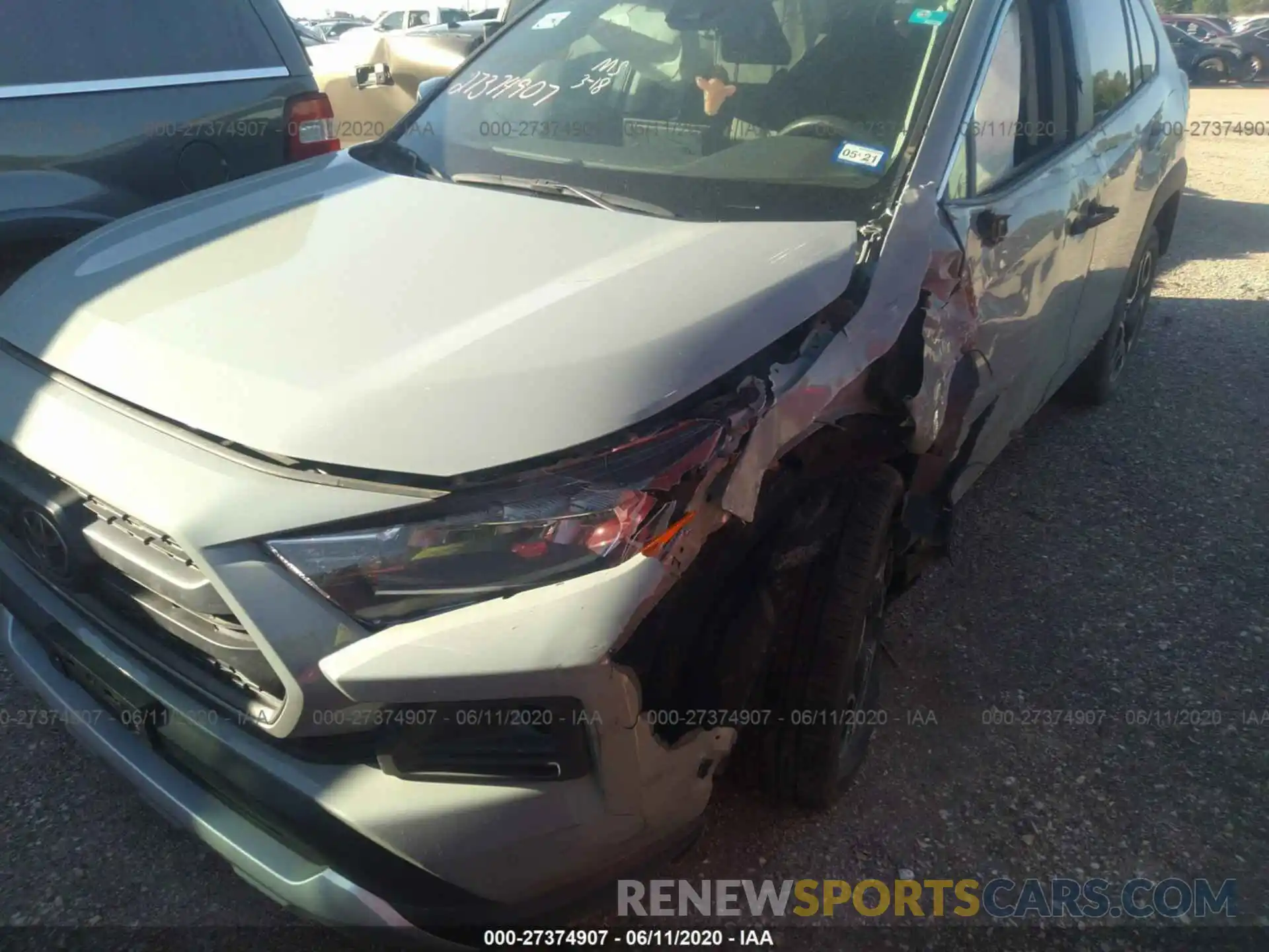 6 Photograph of a damaged car 2T3J1RFV2KW003165 TOYOTA RAV4 2019