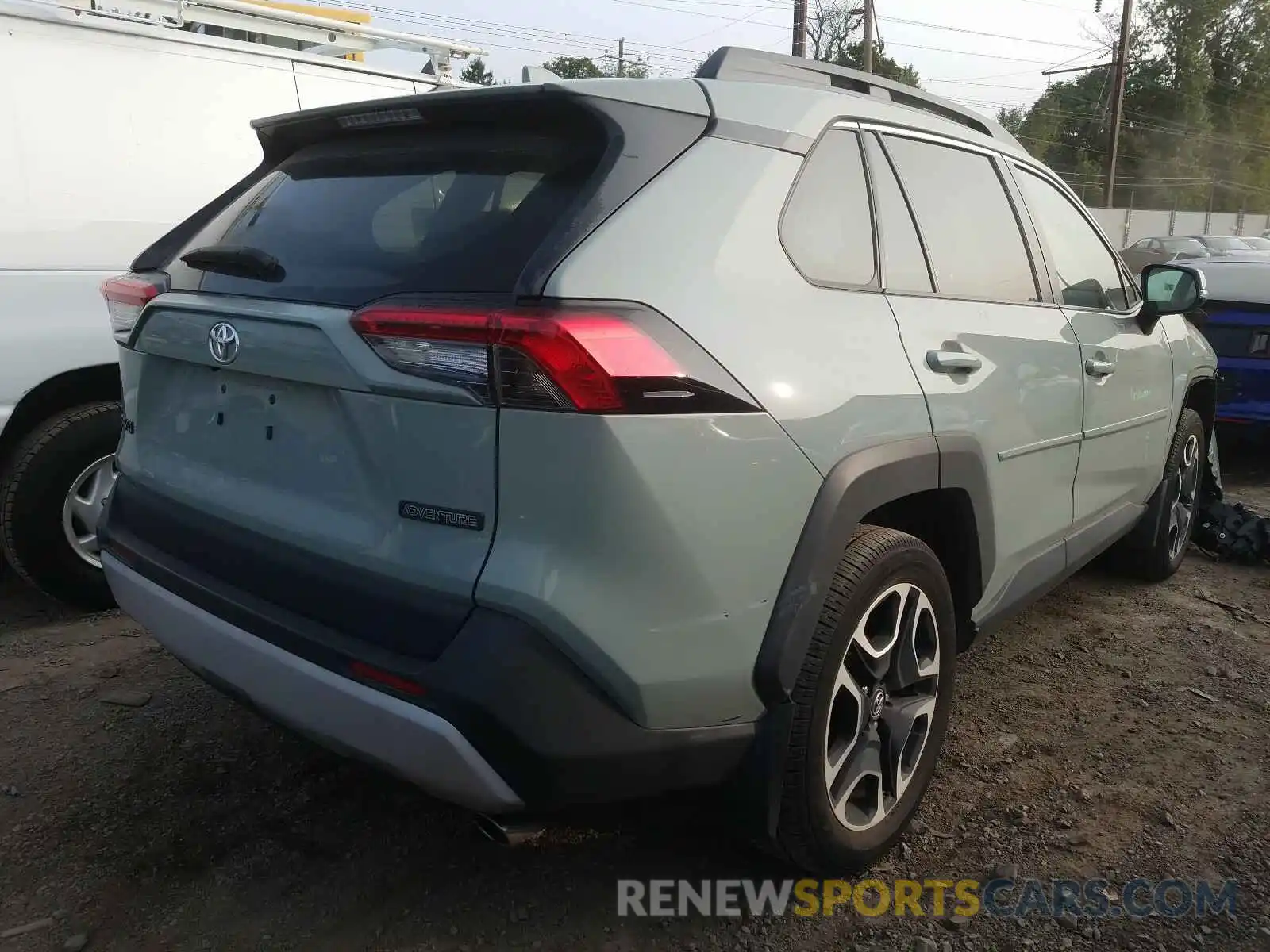 4 Photograph of a damaged car 2T3J1RFV2KW004848 TOYOTA RAV4 2019