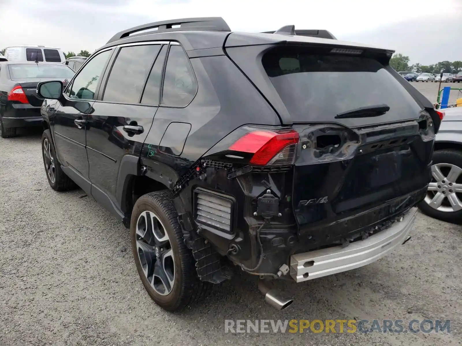 3 Photograph of a damaged car 2T3J1RFV2KW008754 TOYOTA RAV4 2019