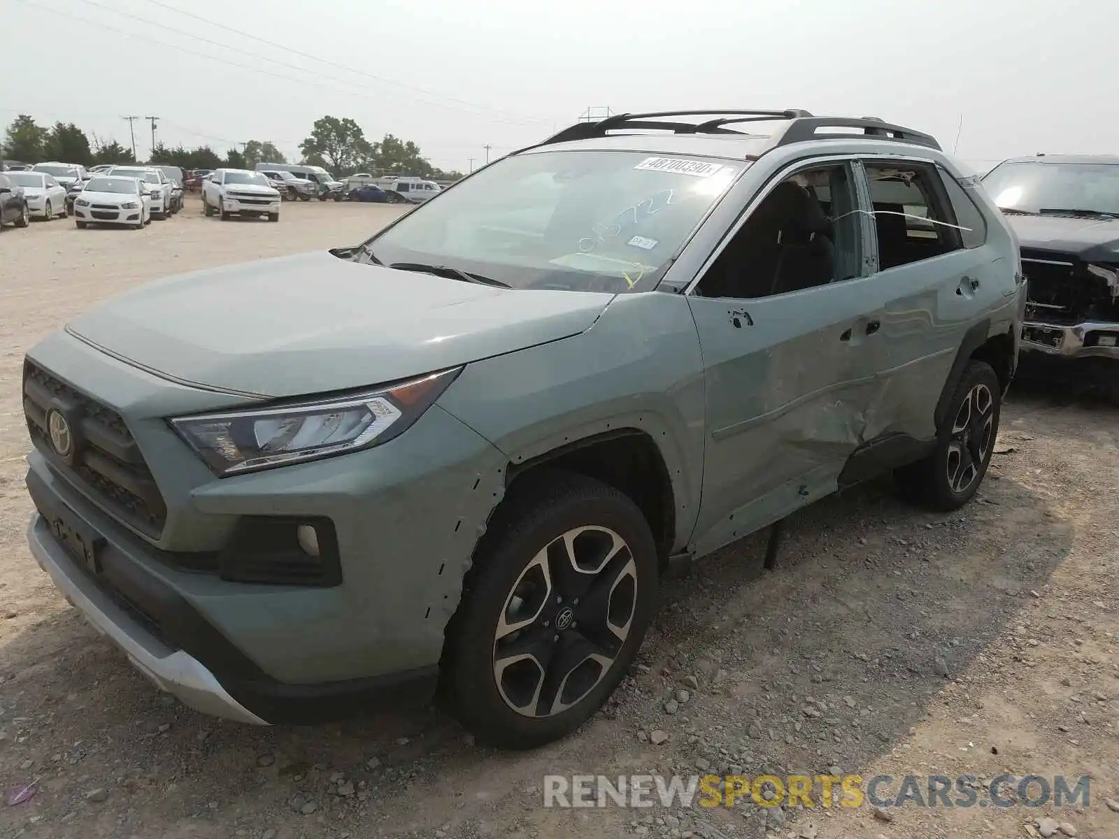 2 Photograph of a damaged car 2T3J1RFV2KW015722 TOYOTA RAV4 2019