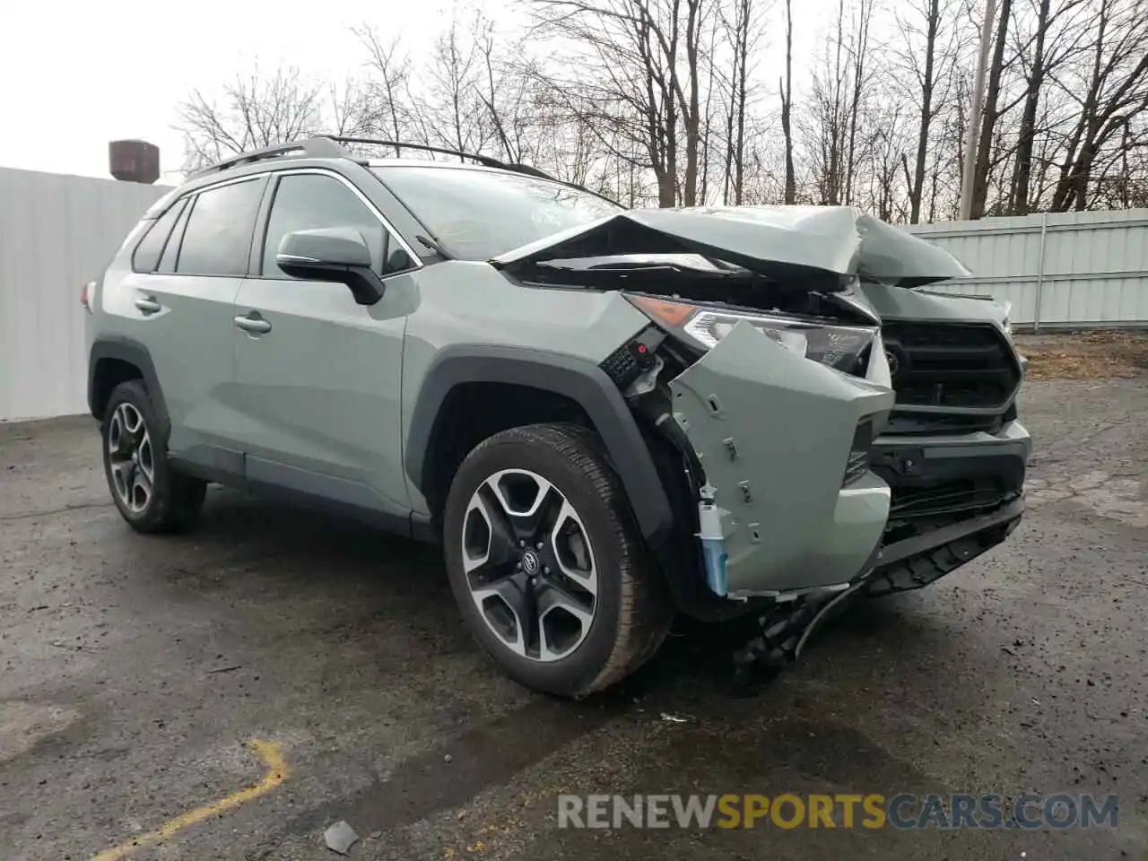 1 Photograph of a damaged car 2T3J1RFV2KW019124 TOYOTA RAV4 2019