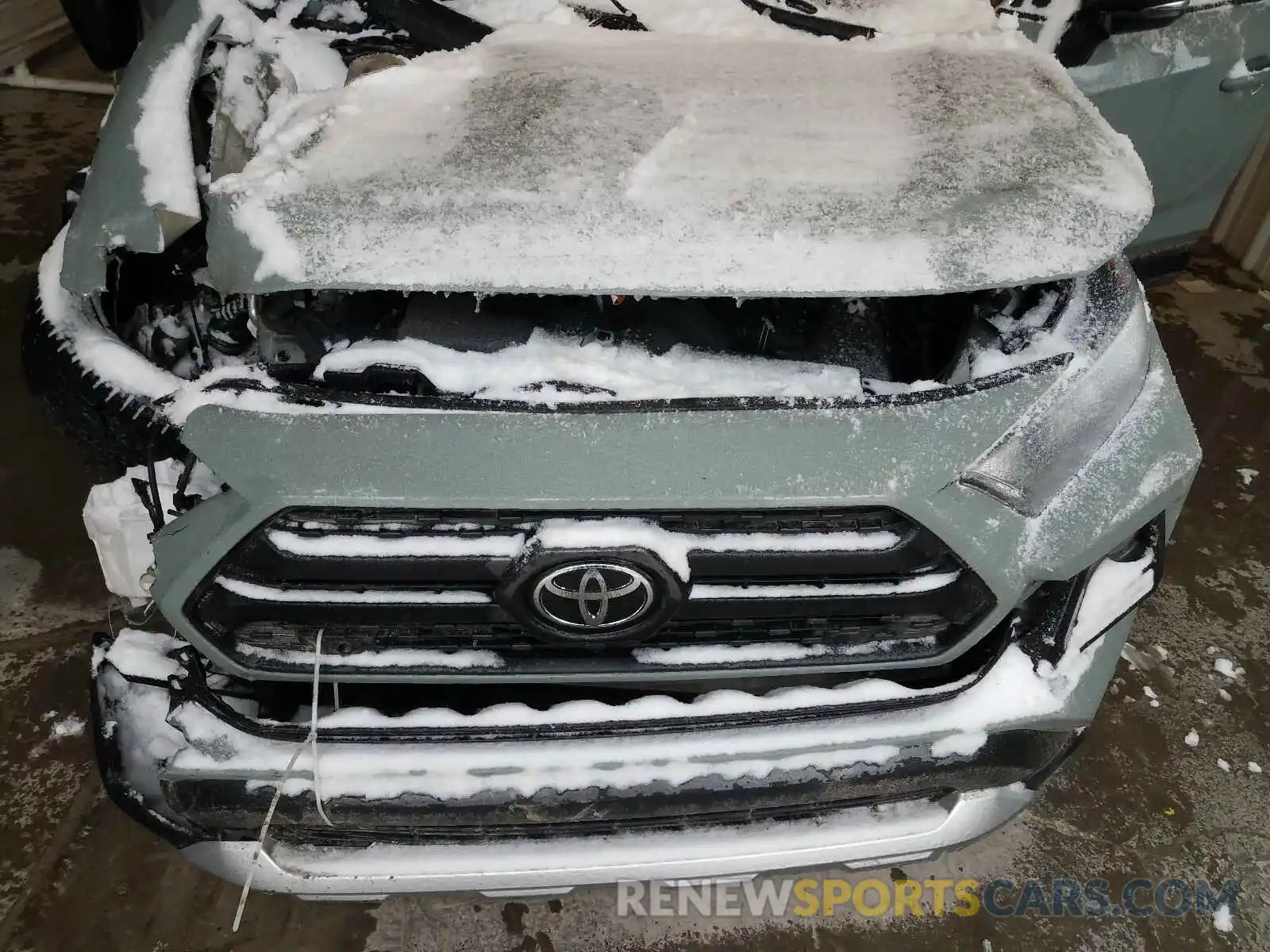 7 Photograph of a damaged car 2T3J1RFV2KW019558 TOYOTA RAV4 2019