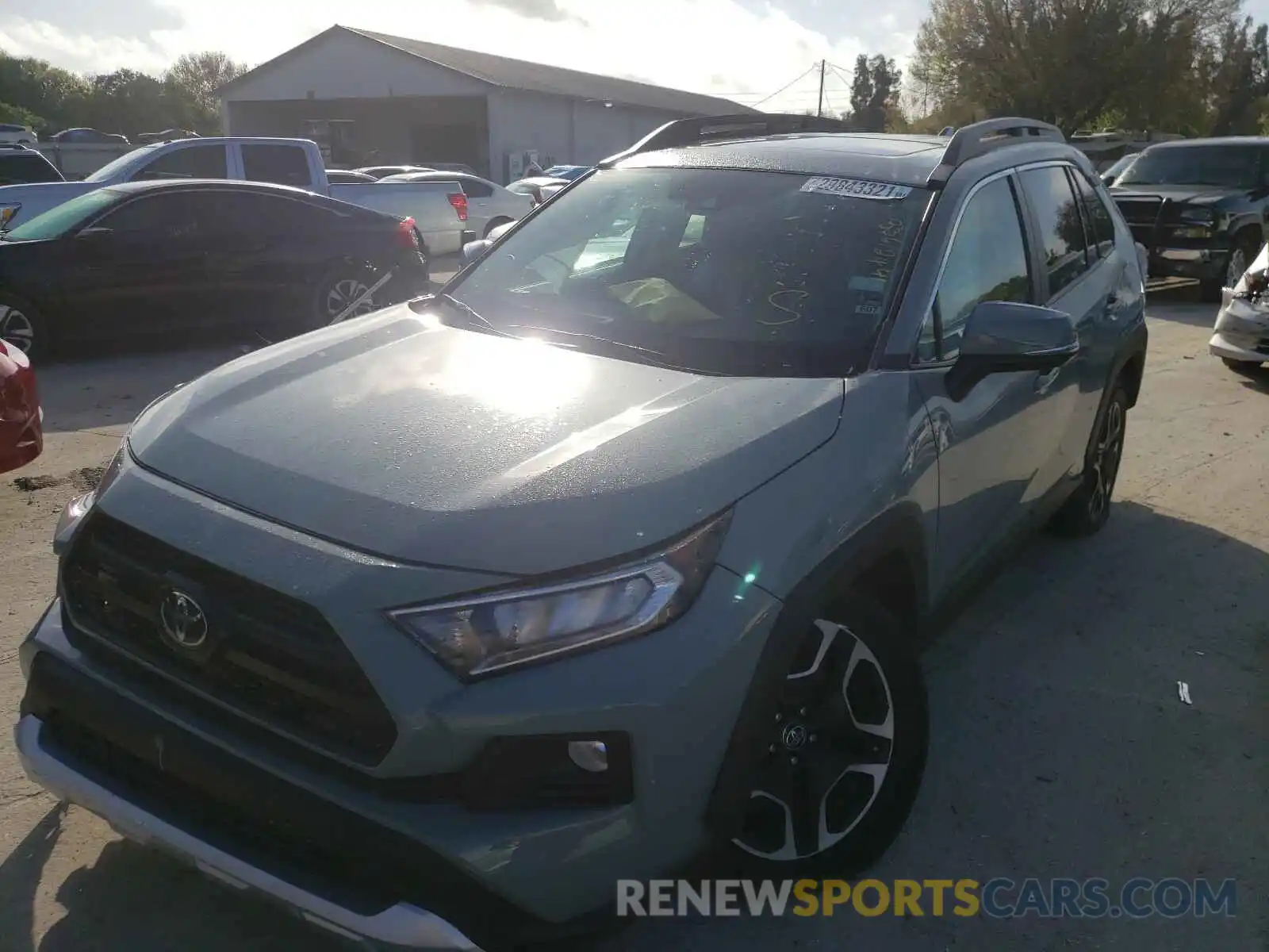 2 Photograph of a damaged car 2T3J1RFV2KW020354 TOYOTA RAV4 2019