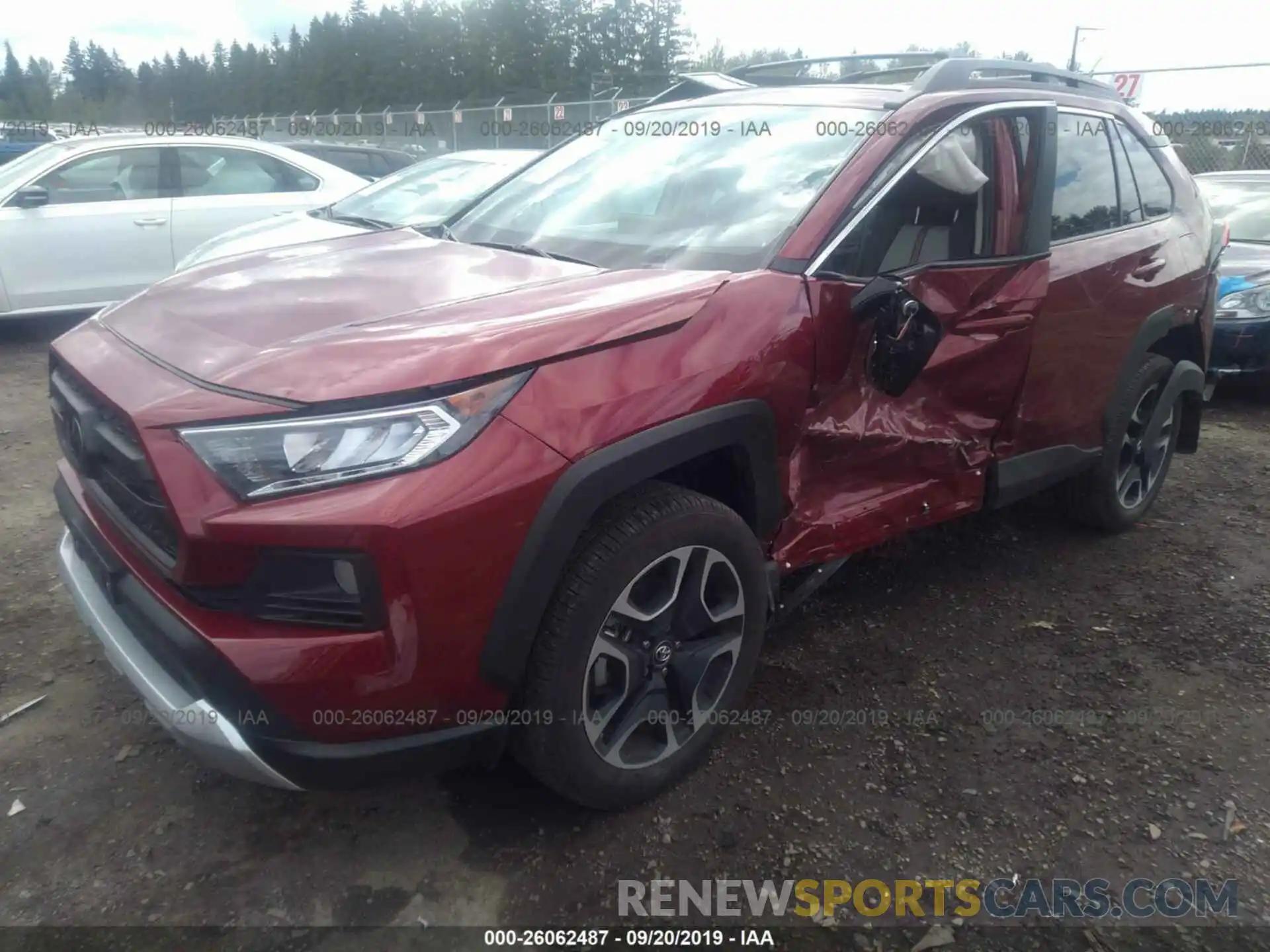 2 Фотография поврежденного автомобиля 2T3J1RFV2KW020676 TOYOTA RAV4 2019