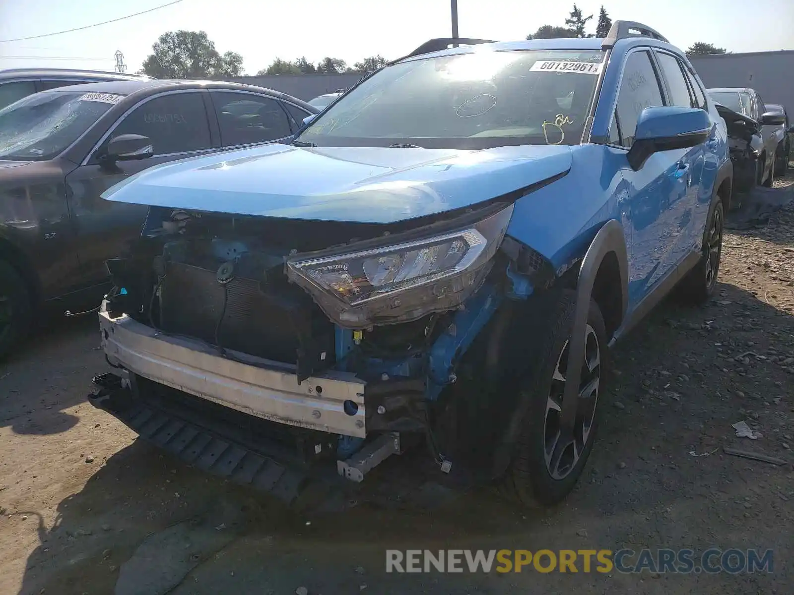 2 Photograph of a damaged car 2T3J1RFV2KW028700 TOYOTA RAV4 2019