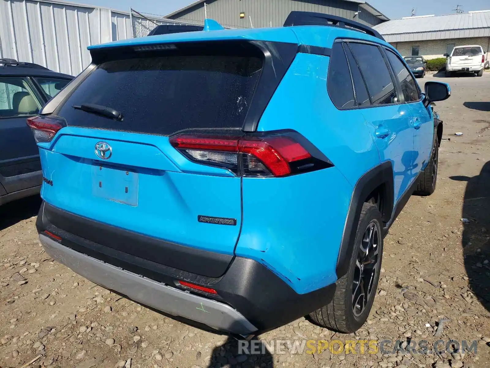 4 Фотография поврежденного автомобиля 2T3J1RFV2KW028700 TOYOTA RAV4 2019