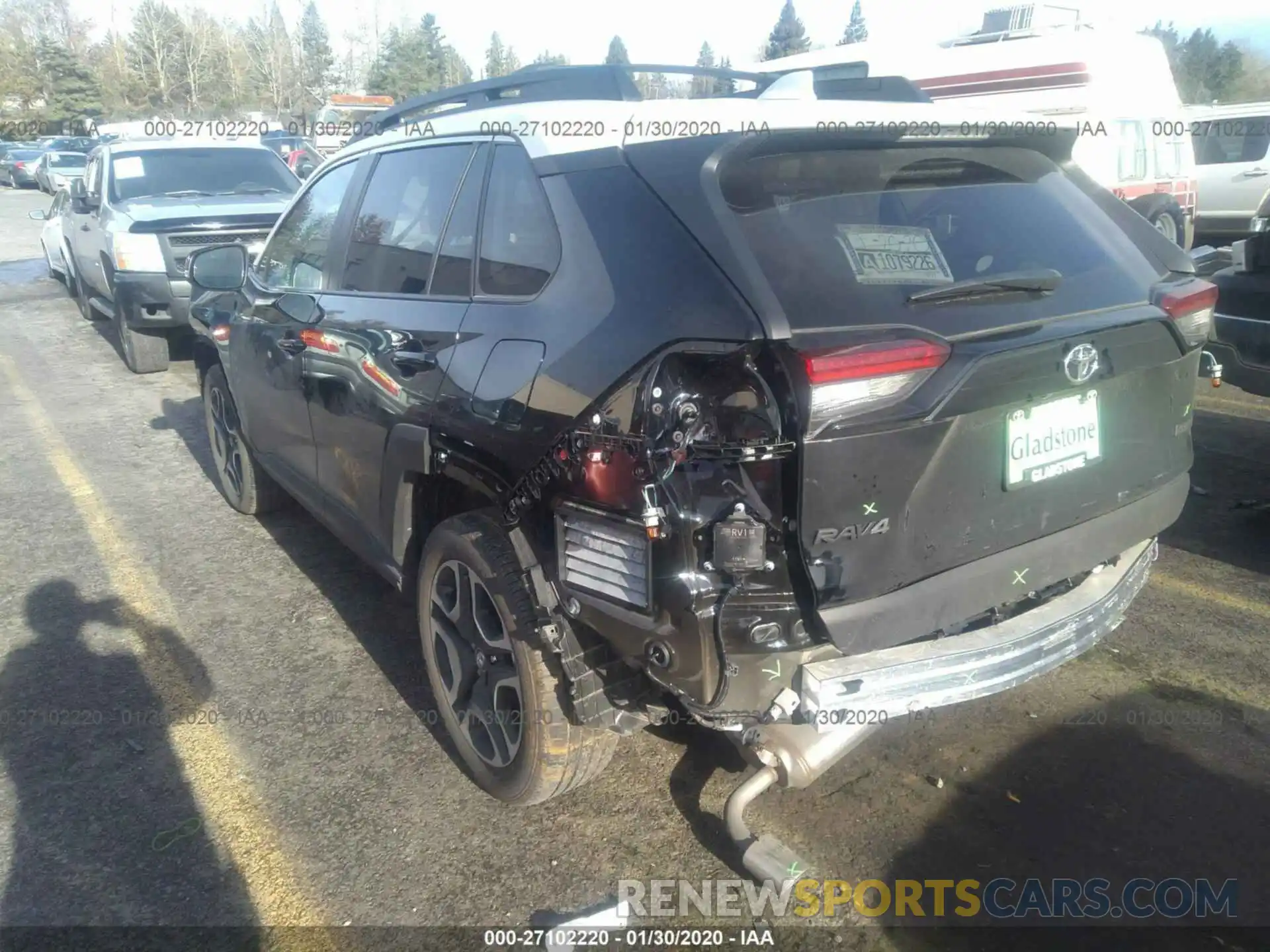 3 Photograph of a damaged car 2T3J1RFV2KW031810 TOYOTA RAV4 2019