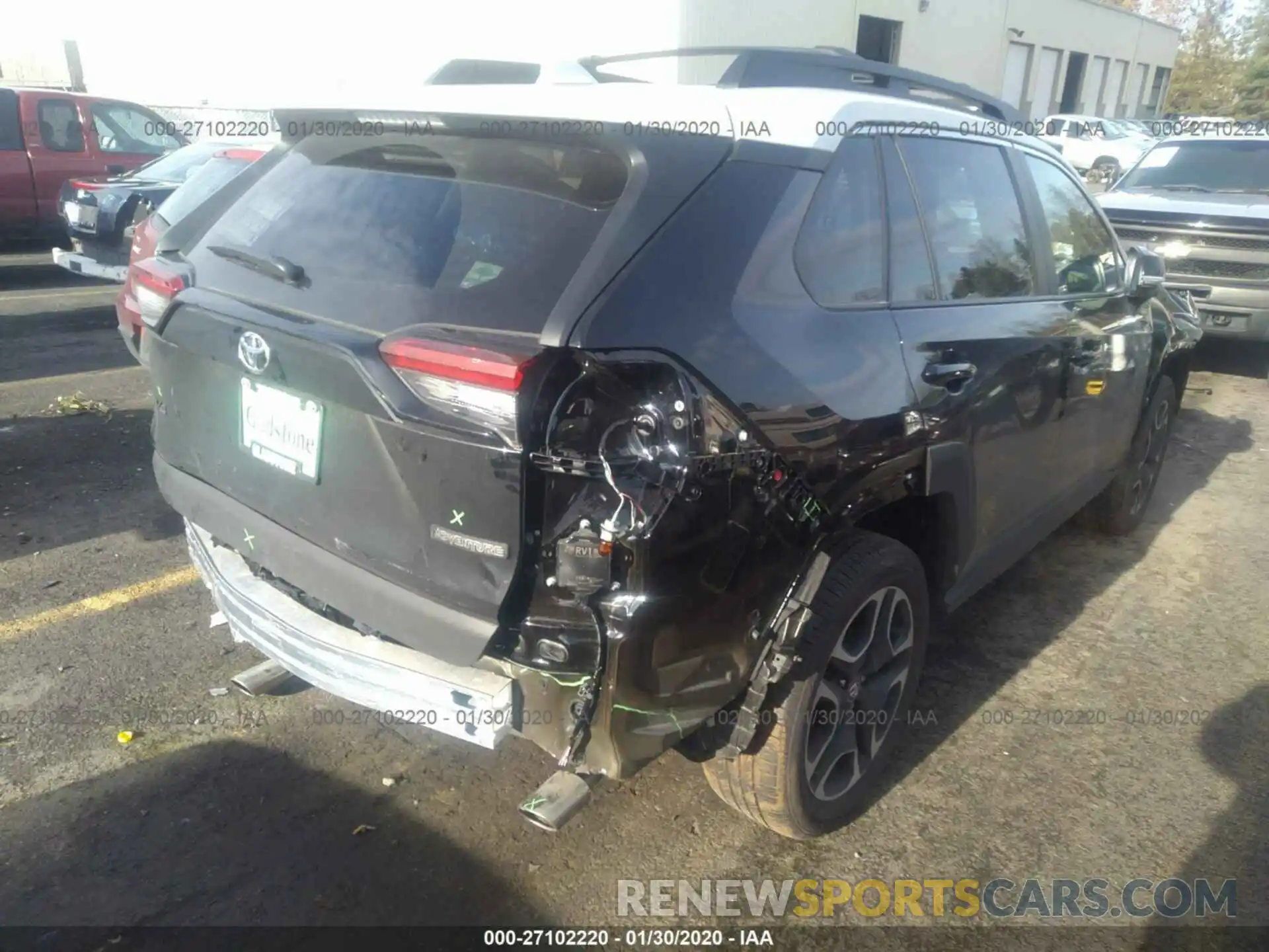 4 Photograph of a damaged car 2T3J1RFV2KW031810 TOYOTA RAV4 2019