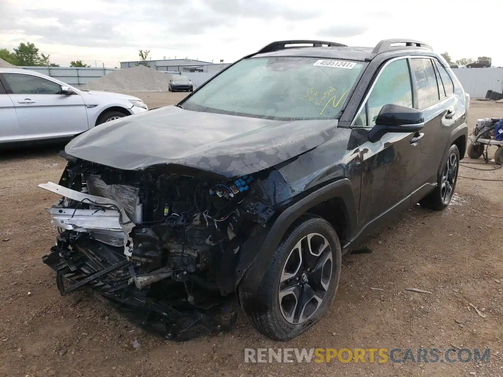 2 Photograph of a damaged car 2T3J1RFV2KW032519 TOYOTA RAV4 2019