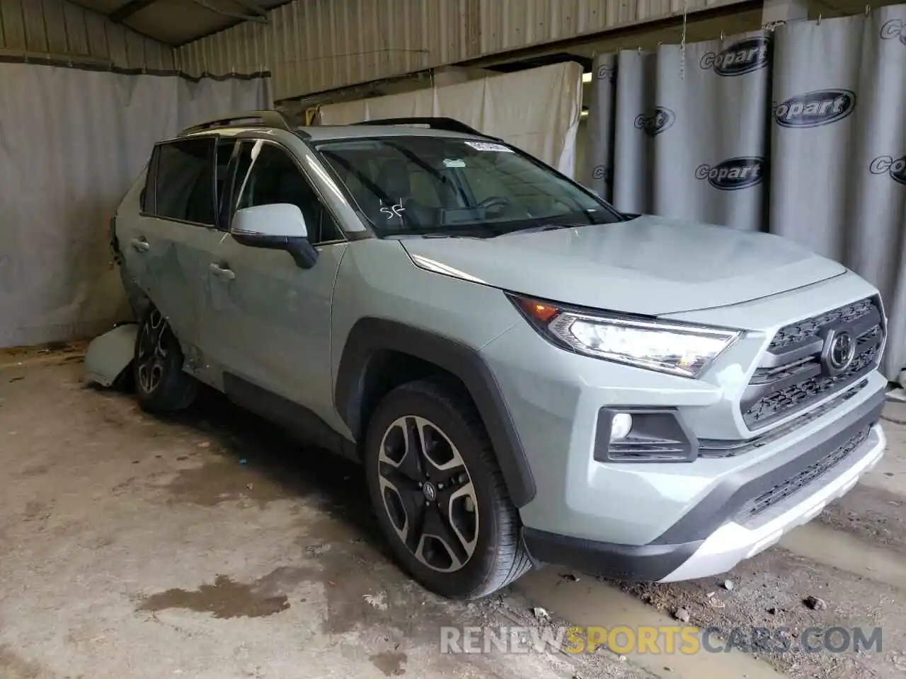 1 Photograph of a damaged car 2T3J1RFV2KW046923 TOYOTA RAV4 2019