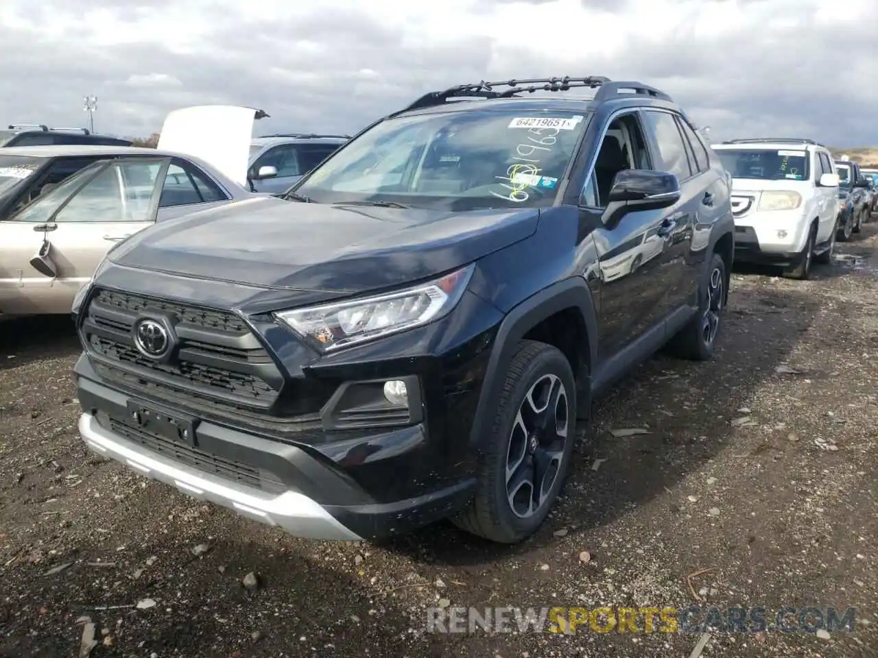 2 Фотография поврежденного автомобиля 2T3J1RFV2KW057064 TOYOTA RAV4 2019