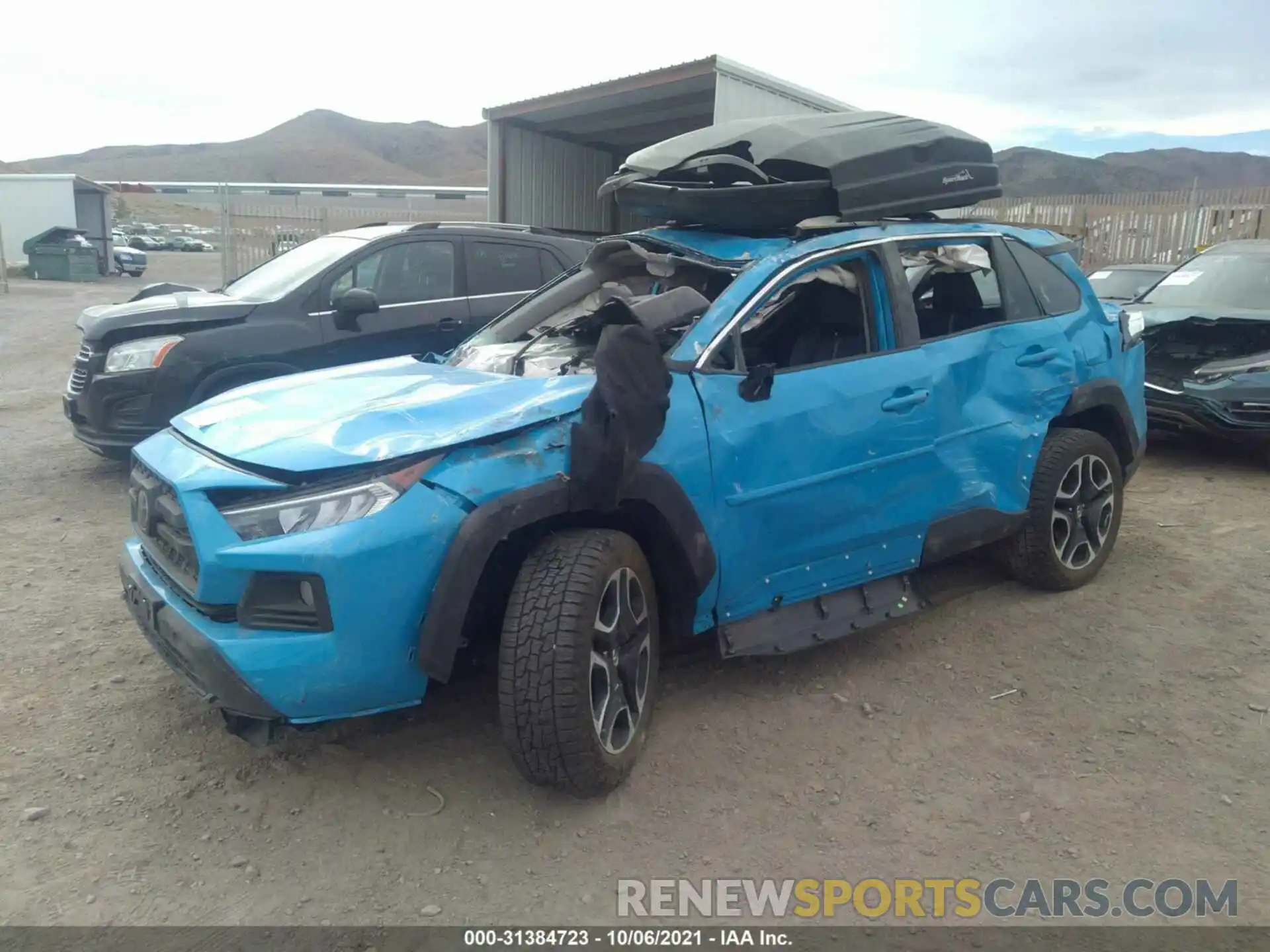 2 Фотография поврежденного автомобиля 2T3J1RFV2KW064080 TOYOTA RAV4 2019