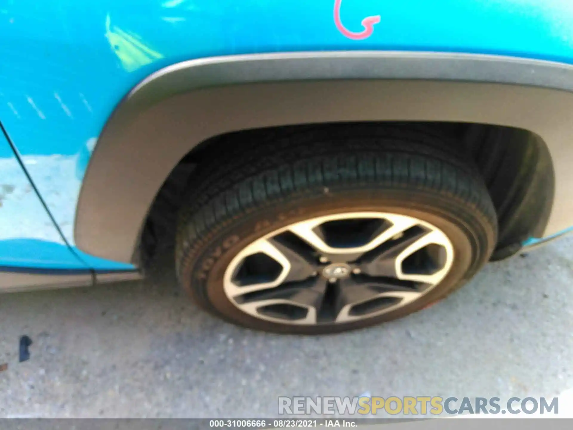 14 Фотография поврежденного автомобиля 2T3J1RFV3KC014600 TOYOTA RAV4 2019