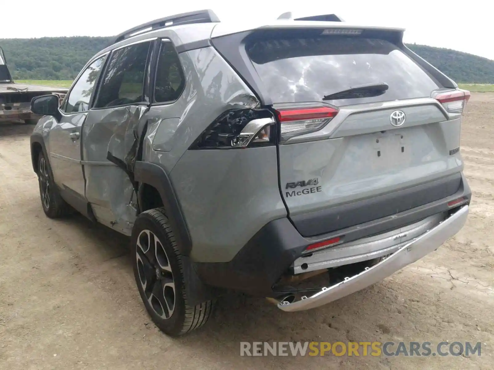 3 Photograph of a damaged car 2T3J1RFV3KC029503 TOYOTA RAV4 2019