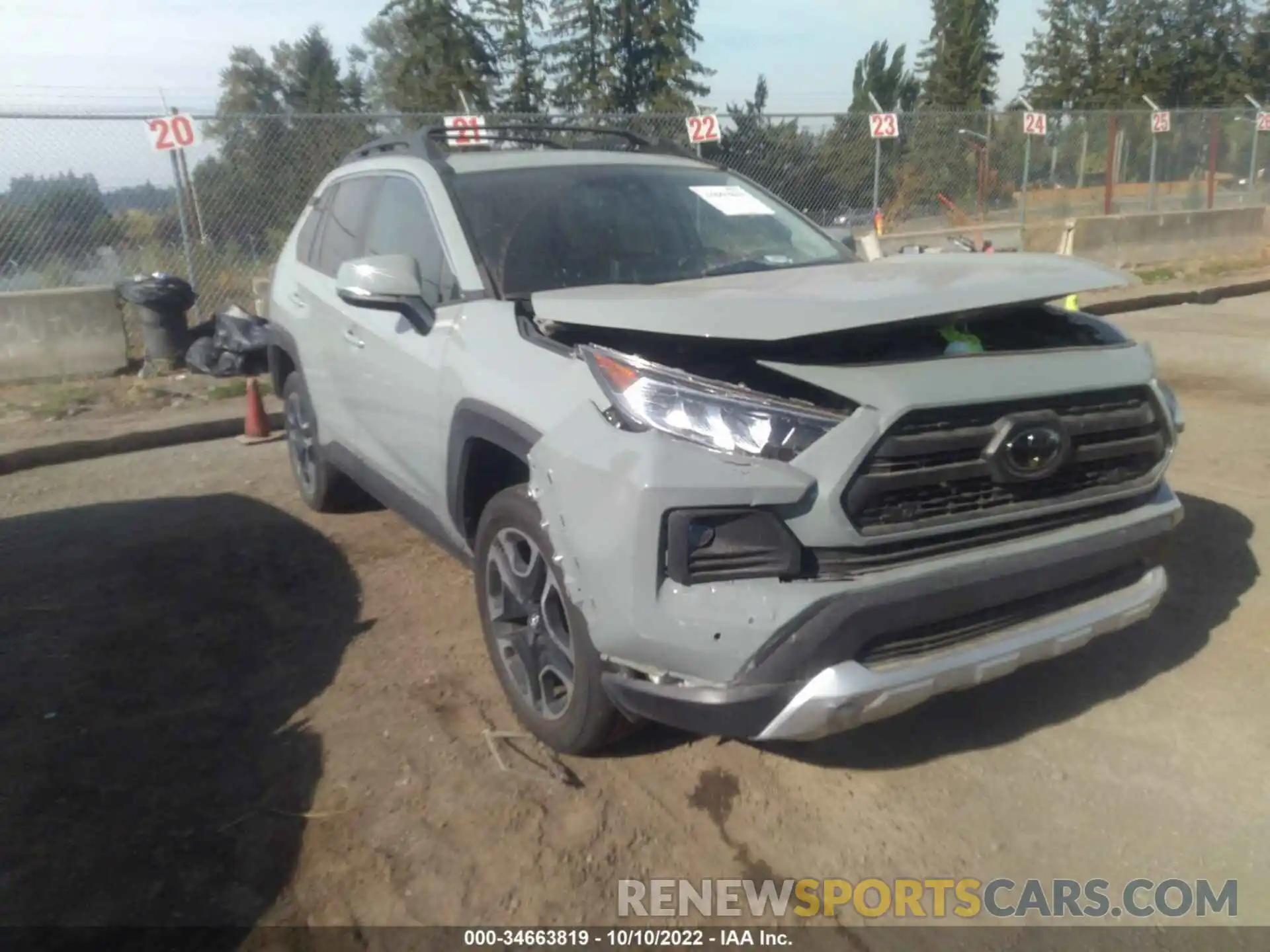 1 Photograph of a damaged car 2T3J1RFV3KC032420 TOYOTA RAV4 2019