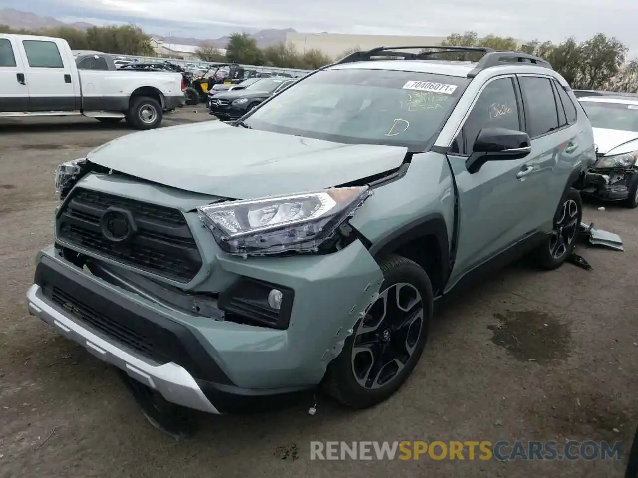 2 Photograph of a damaged car 2T3J1RFV3KC043739 TOYOTA RAV4 2019