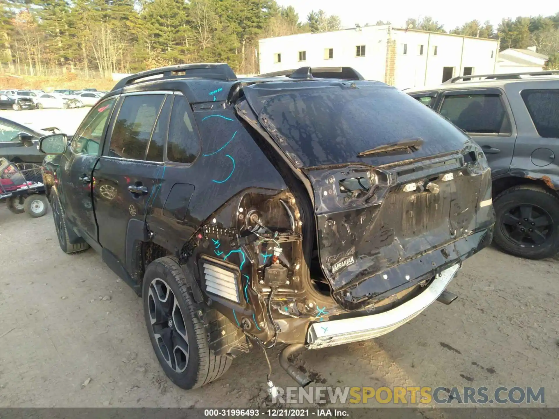 3 Photograph of a damaged car 2T3J1RFV3KW006379 TOYOTA RAV4 2019