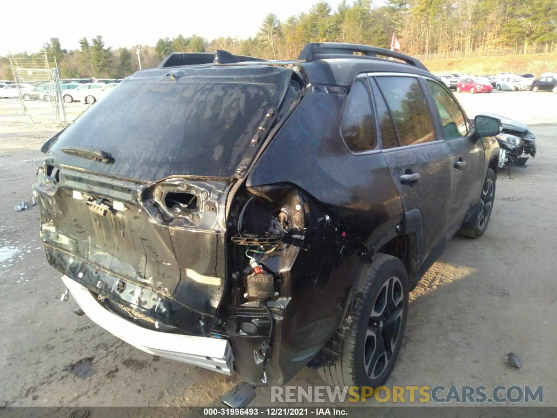 4 Photograph of a damaged car 2T3J1RFV3KW006379 TOYOTA RAV4 2019