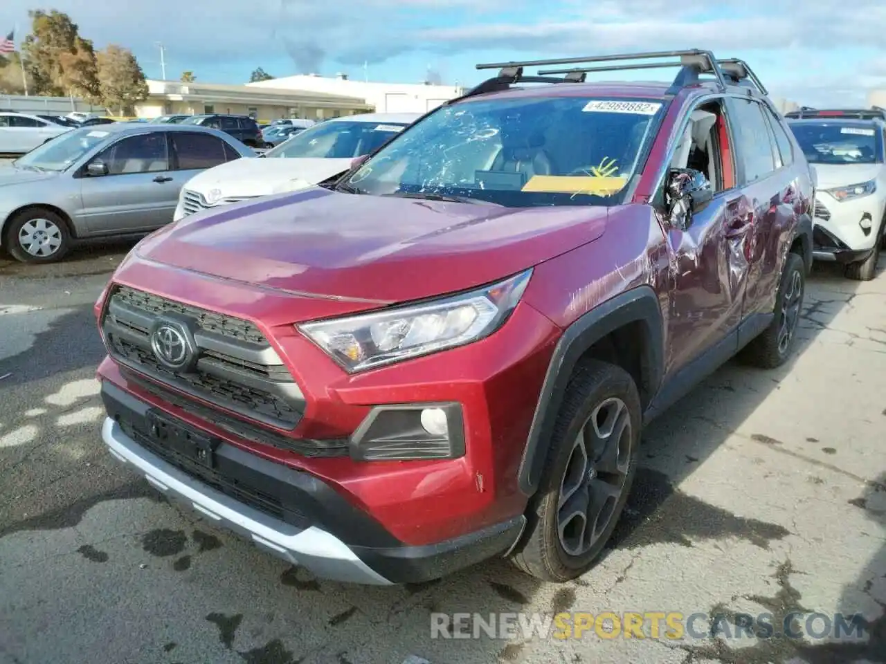 2 Фотография поврежденного автомобиля 2T3J1RFV3KW007466 TOYOTA RAV4 2019