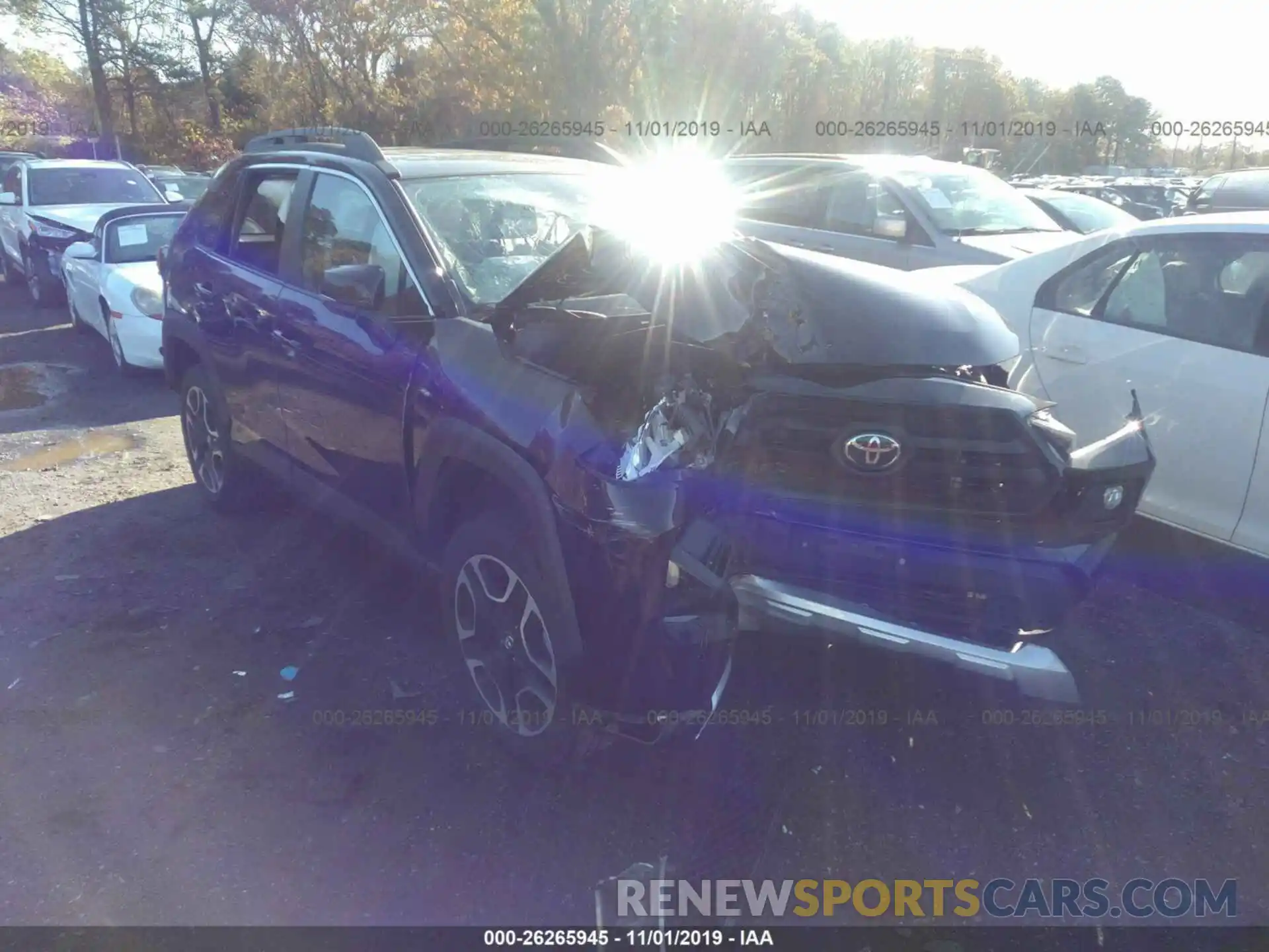 1 Photograph of a damaged car 2T3J1RFV3KW008813 TOYOTA RAV4 2019