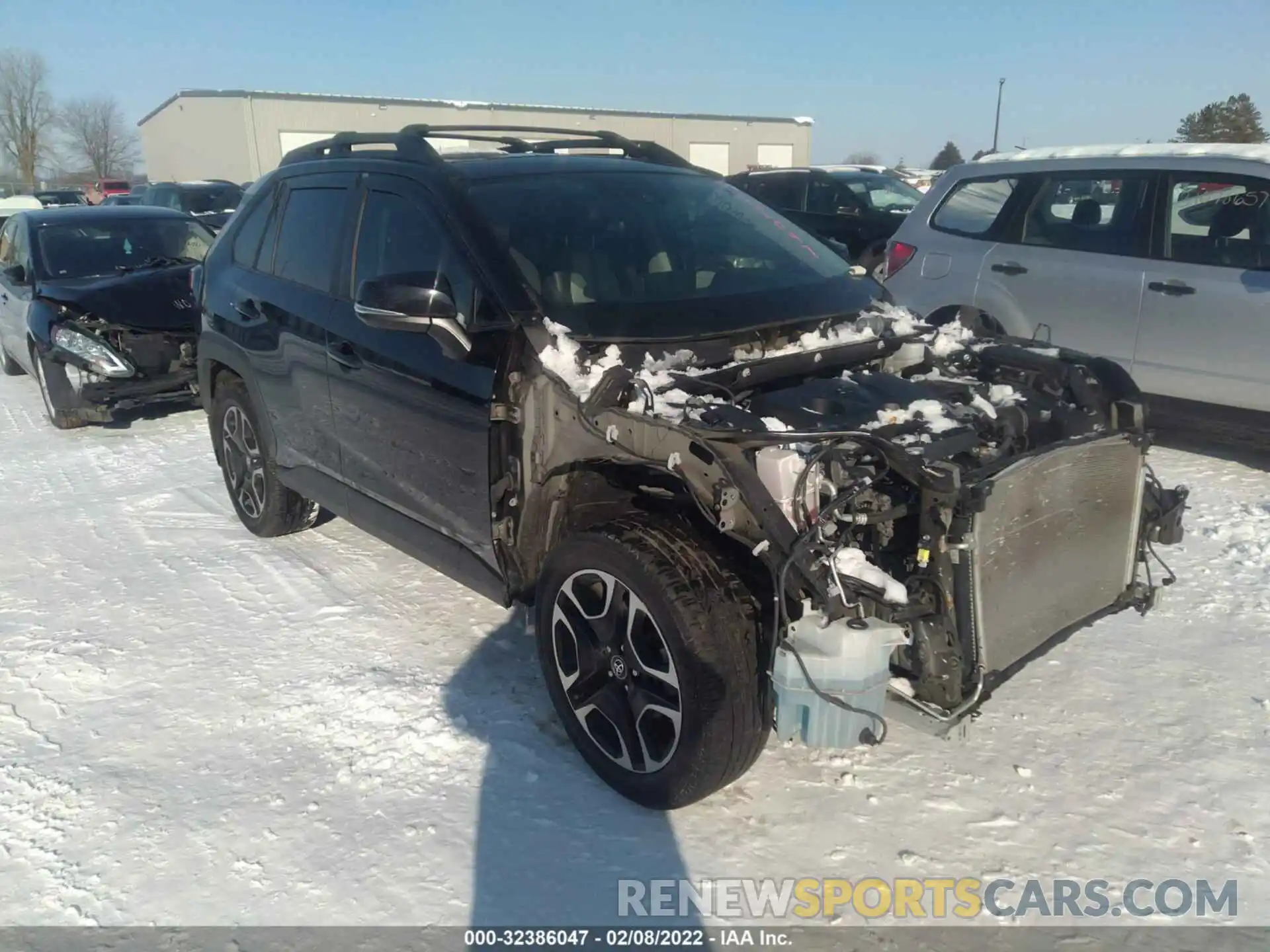 1 Photograph of a damaged car 2T3J1RFV3KW023912 TOYOTA RAV4 2019