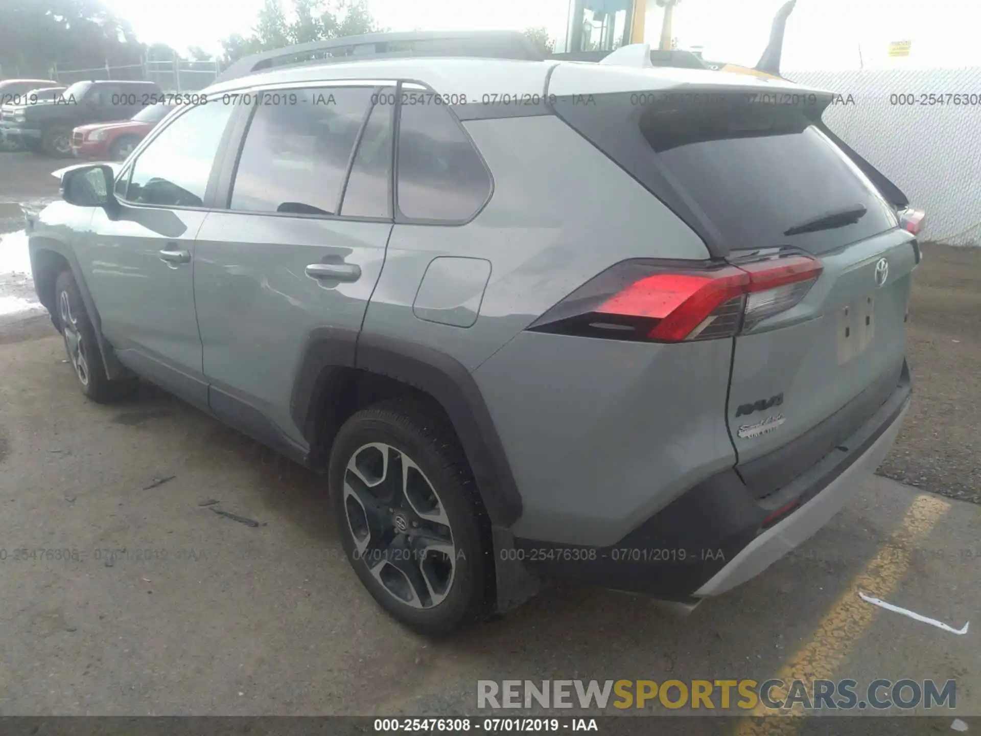 3 Photograph of a damaged car 2T3J1RFV3KW041035 TOYOTA RAV4 2019