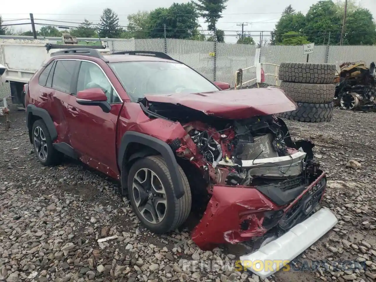 1 Photograph of a damaged car 2T3J1RFV3KW044372 TOYOTA RAV4 2019