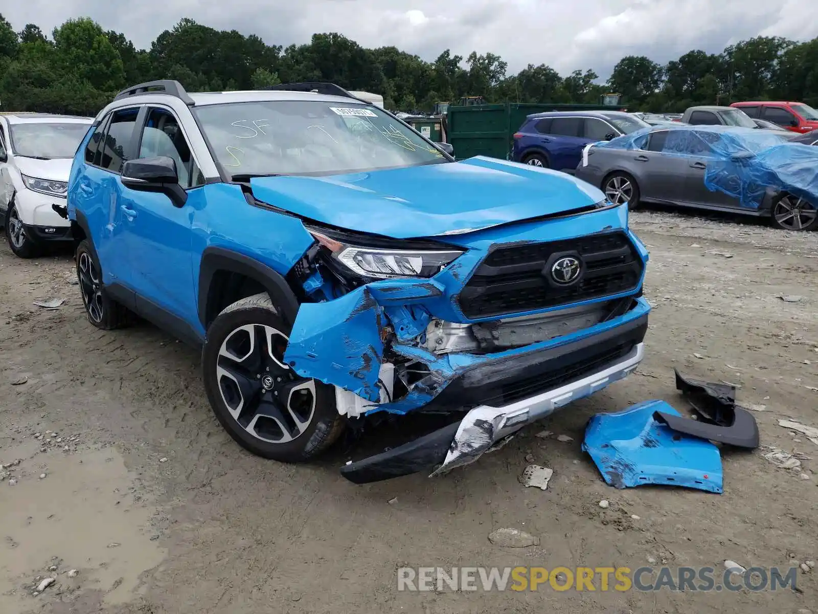 1 Photograph of a damaged car 2T3J1RFV4KC012595 TOYOTA RAV4 2019