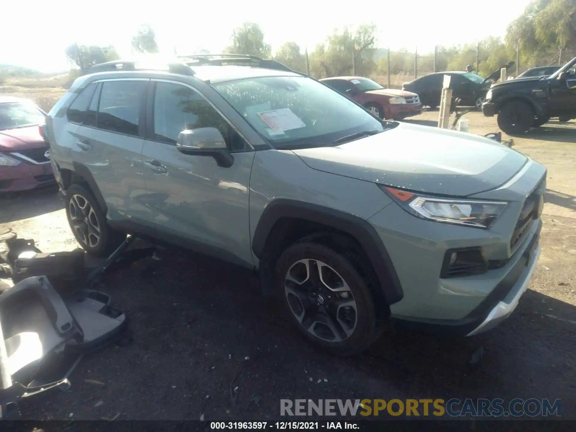 1 Photograph of a damaged car 2T3J1RFV4KC027937 TOYOTA RAV4 2019