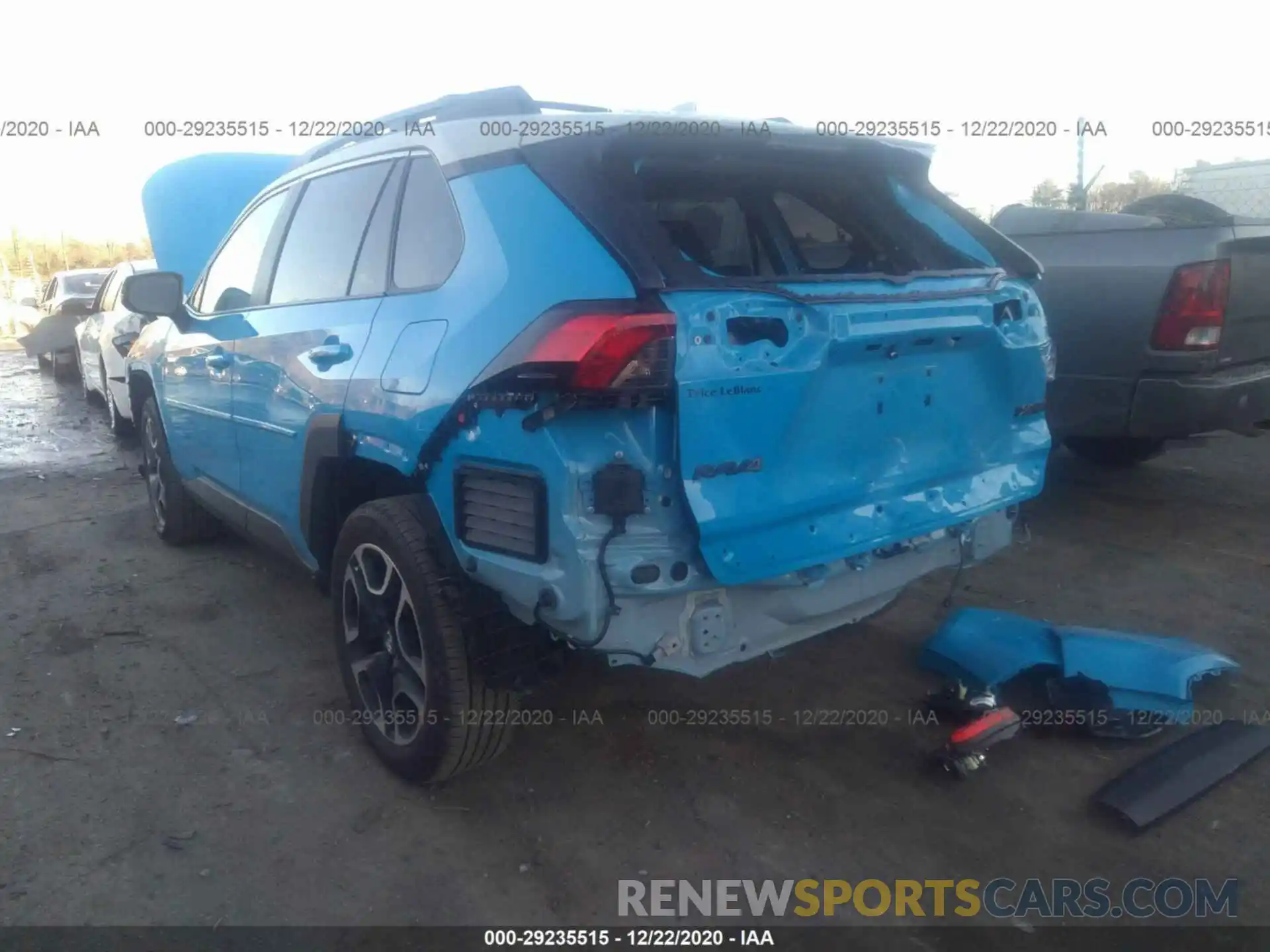 3 Photograph of a damaged car 2T3J1RFV4KC035052 TOYOTA RAV4 2019