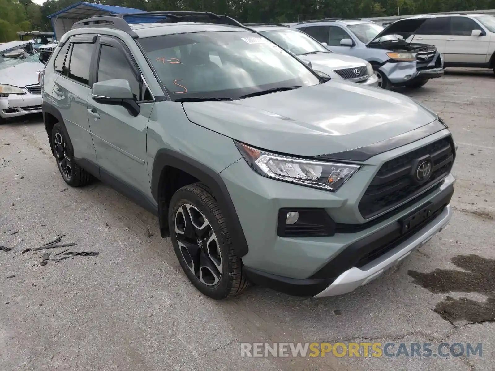 1 Photograph of a damaged car 2T3J1RFV4KW026625 TOYOTA RAV4 2019