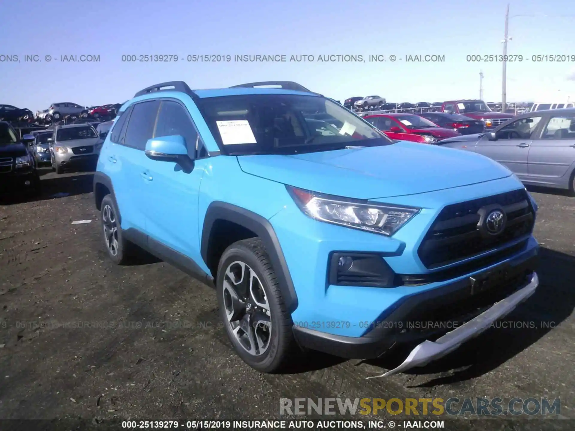 1 Фотография поврежденного автомобиля 2T3J1RFV4KW035180 TOYOTA RAV4 2019