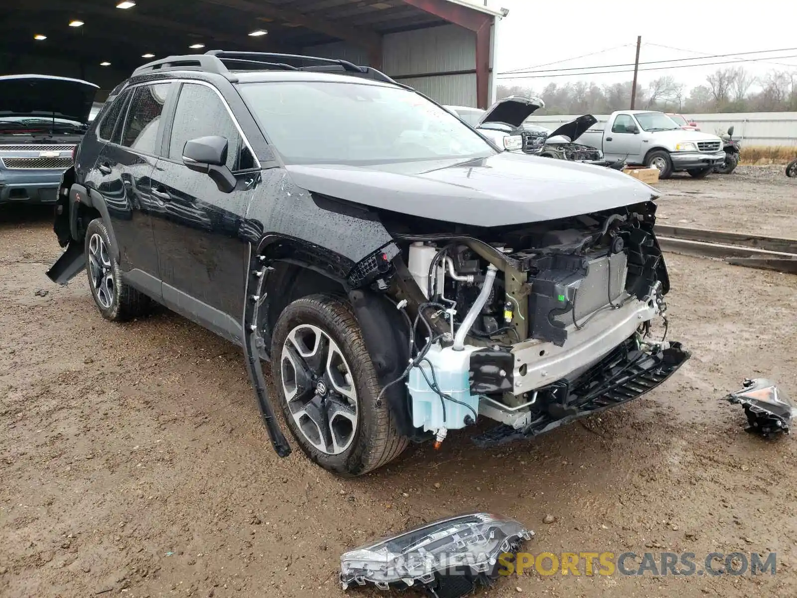 1 Photograph of a damaged car 2T3J1RFV4KW048740 TOYOTA RAV4 2019