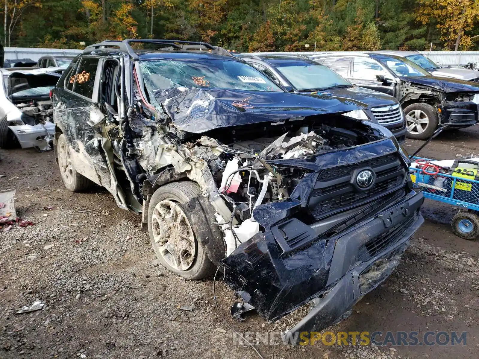 1 Photograph of a damaged car 2T3J1RFV5KC012380 TOYOTA RAV4 2019