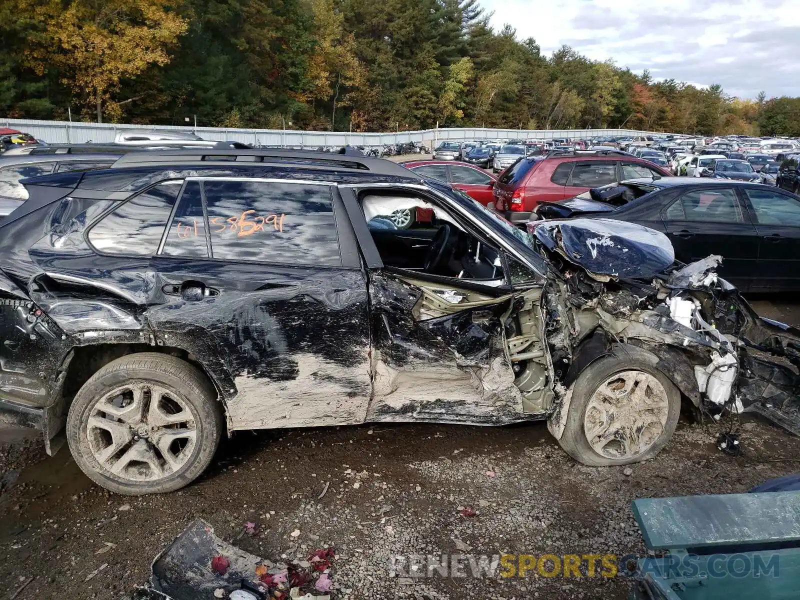 9 Photograph of a damaged car 2T3J1RFV5KC012380 TOYOTA RAV4 2019